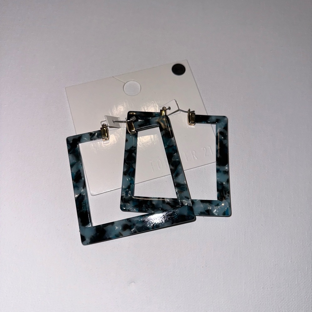 Forever 21 - Tortoise Shell Hoop Earrings - NWT